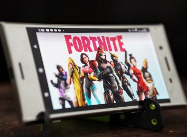 New deadly arches and fast cars in "Fortnite"