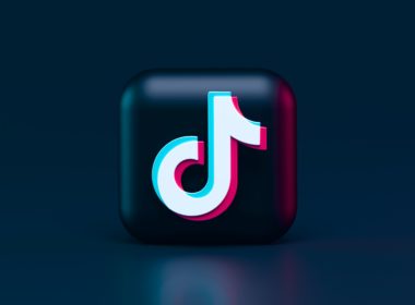 Tiktok is cautioned about advertising for children