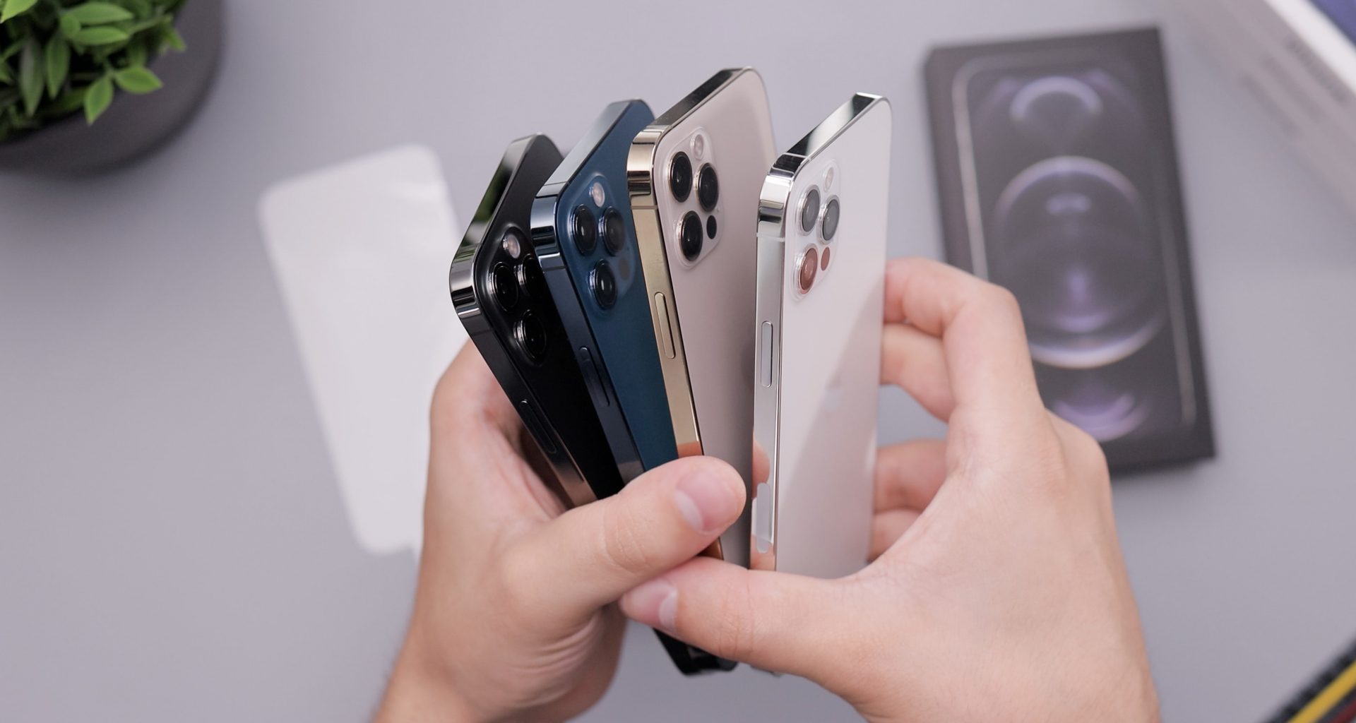 Charge iPhone 12 wirelessly: Apple presents new MagSafe accessories