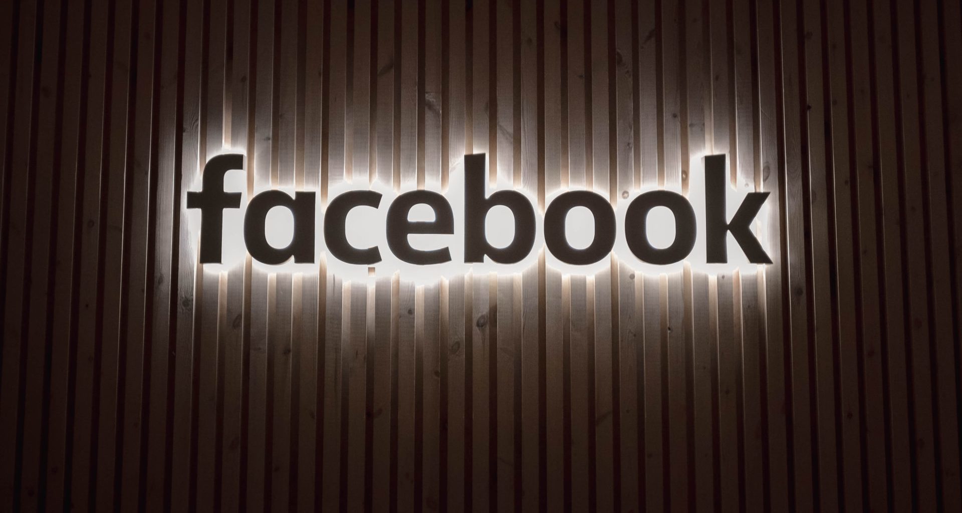 Facebook, Insta and Whatsapp are down